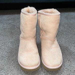 Pink Ugg’s